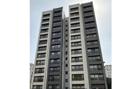 Kadiköy 19 Mayıs Mahallesinde Çift Wc İskan Mevcut Prestijli Binada 80 M2 2+1 Satılık Daire Kadıköy Mah
