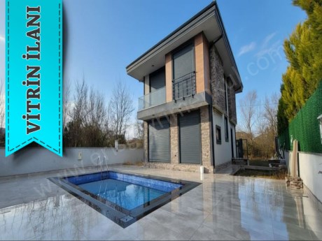 SAHİL TARAFI AHMETLİ ÜSKÜDAR CD YAKIN MÜSTAKİL 4+1 HAVUZLU VİLLA