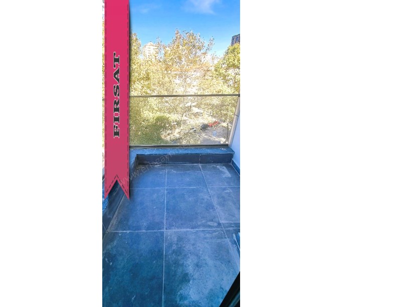 BOŞ.. BAĞDAT CADDEDE MUAYENEHANE AVUKAT BÜROSU VS. UYGUN FIRSAT DAİRE