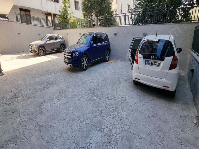 BOŞ.. BAĞDAT CADDEDE MUAYENEHANE AVUKAT BÜROSU VS. UYGUN FIRSAT DAİRE