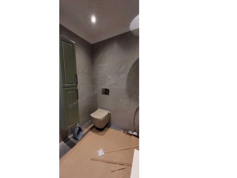 SAHİL TARAFI AHMETLİ ÜSKÜDAR CD YAKIN MÜSTAKİL 4+1 HAVUZLU VİLLA
