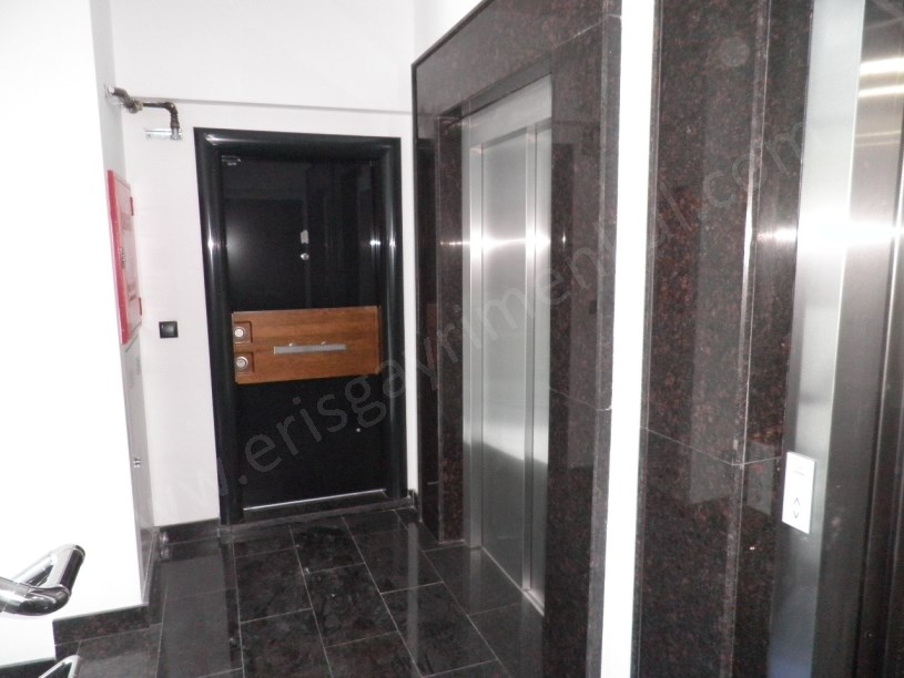 KOZZY AVM METRO İSTASYONU YAKIN FERAH 80 M2 NET 2+1 DAİRE