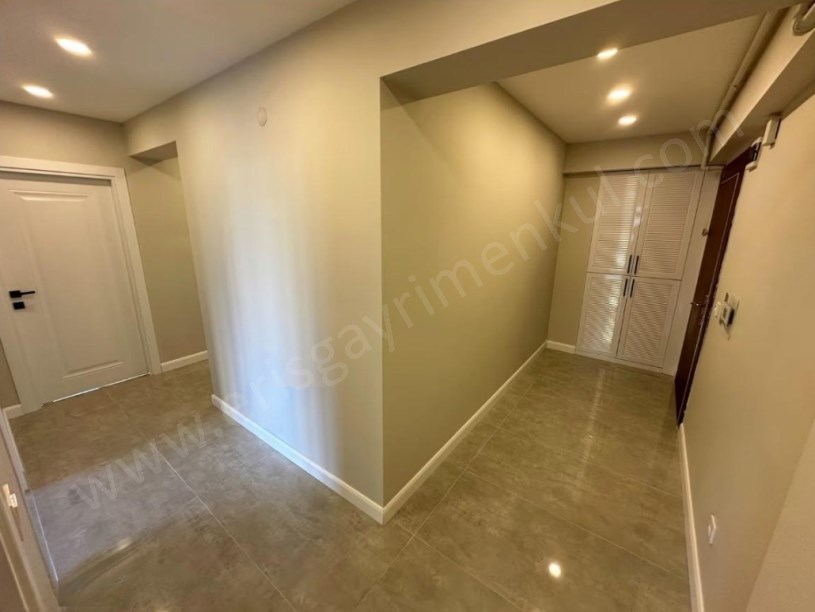 BOŞ.. KOZYATAĞINDA SİTE ÖZELLİKLİ 724 GÜVENLİK AÇIK HAVUZ İSKAN