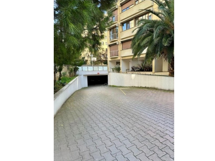 BOŞ.. KOZYATAĞINDA SİTE ÖZELLİKLİ 724 GÜVENLİK AÇIK HAVUZ İSKAN