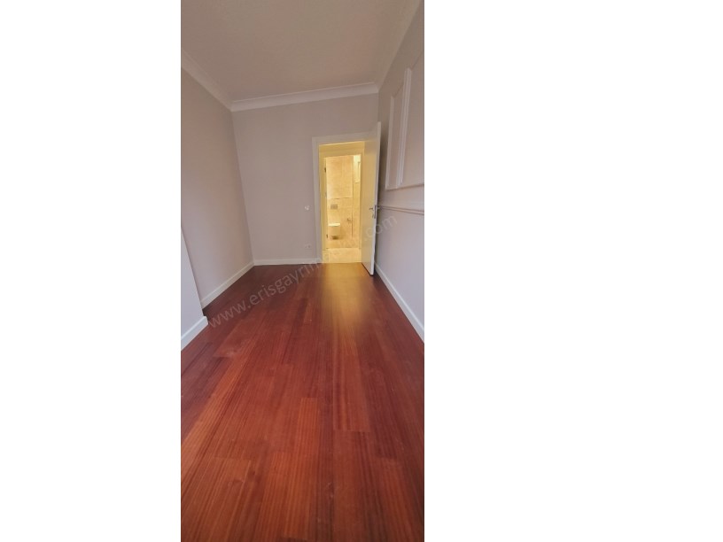 ŞAŞKINBAKKAL SAHİLDE 3YILLIK BİNA DA 3+1 NET 120M2