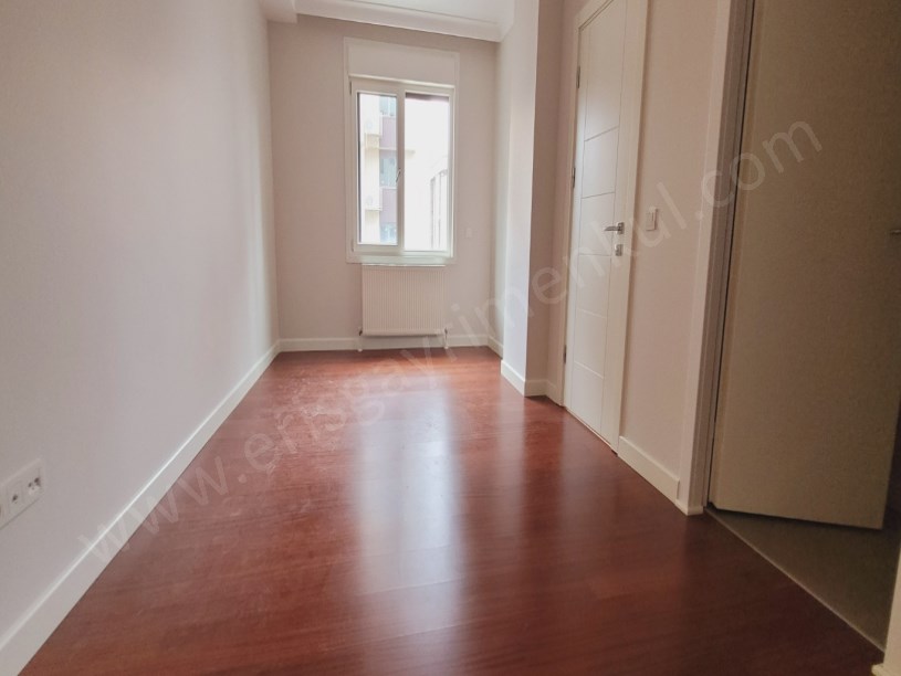 ŞAŞKINBAKKAL SAHİLDE 3YILLIK BİNA DA 3+1 NET 120M2