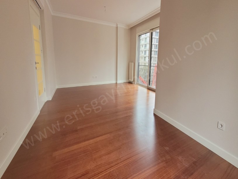 ŞAŞKINBAKKAL SAHİLDE 3YILLIK BİNA DA 3+1 NET 120M2