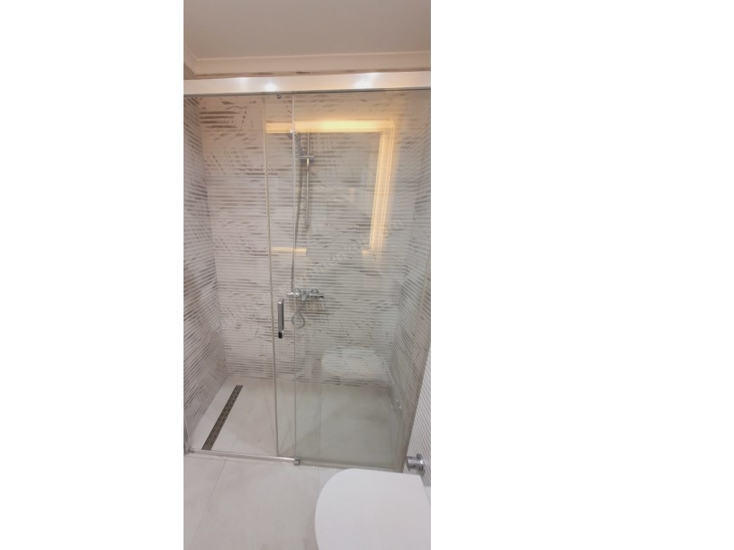 ETHEMEFENDİ CADDESİNDE HAVUZLU NET 120M2 OLAN 3+1