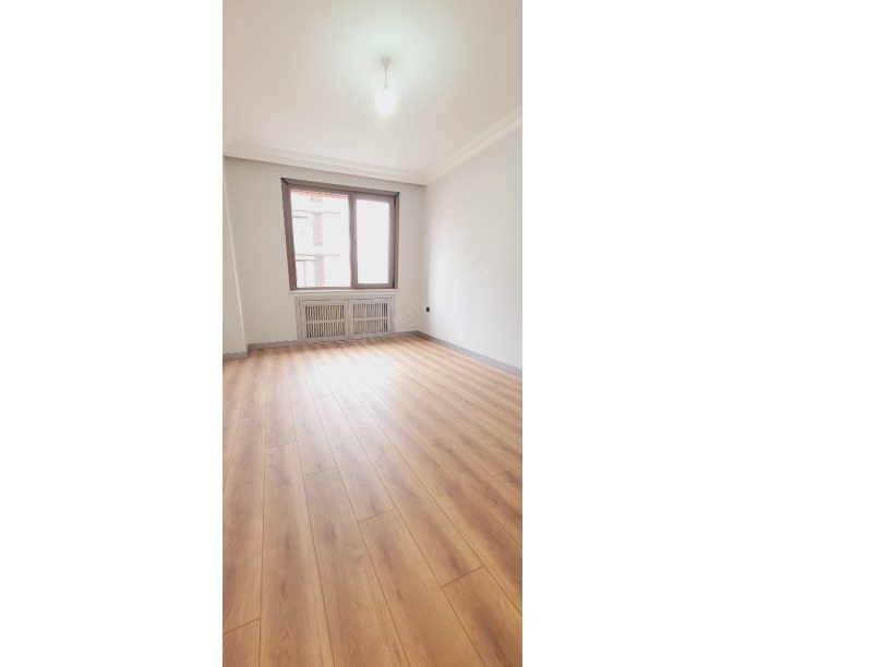 GÖSTEPE MAHALLESİNDE İÇİ TAMAMEN YENİLENMİŞ 4+1 NET 150M2