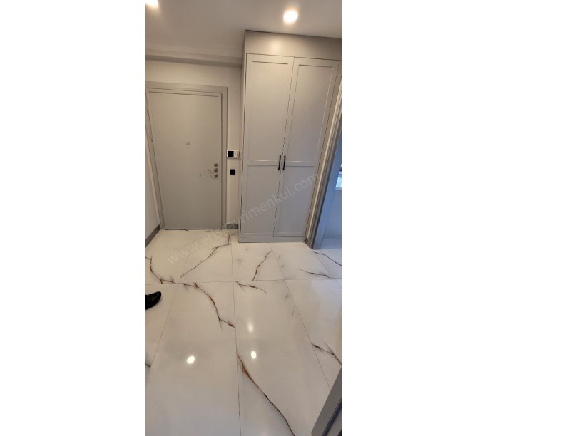 GÖSTEPE MAHALLESİNDE İÇİ TAMAMEN YENİLENMİŞ 4+1 NET 150M2