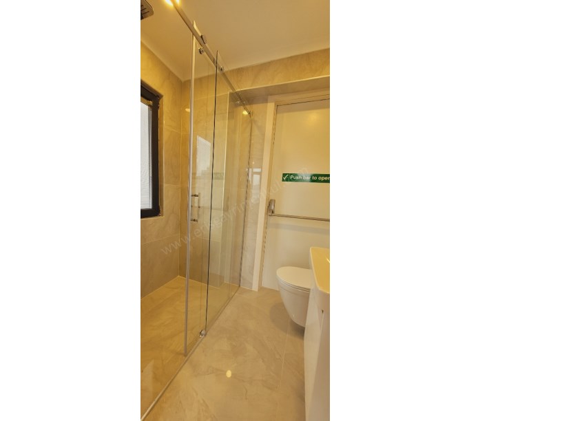 BAĞDAT CADDESİNE ÇOK YAKIN DENİZ MANZARALI NET 80M2 2+1