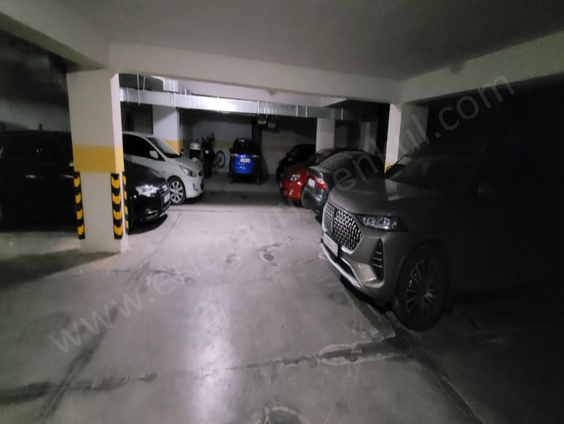 BAĞDAT CADDESİNE ÇOK YAKIN DENİZ MANZARALI NET 80M2 2+1