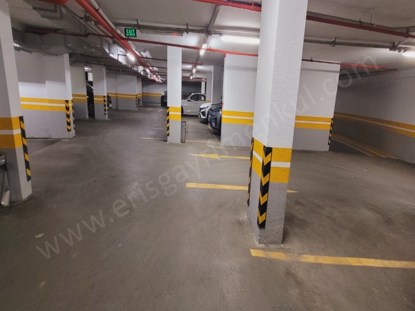 724 GÜVENLİKLİ SİTEDE SPOR SALONLU HAVUZLU 2+1 NET 85M2