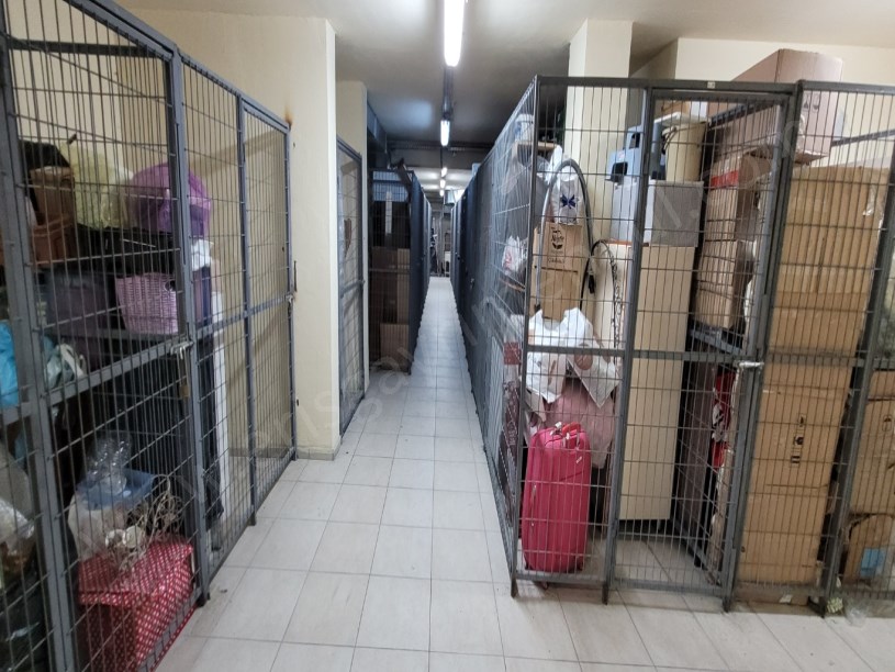 724 GÜVENLİKLİ SİTEDE SPOR SALONLU HAVUZLU 2+1 NET 85M2