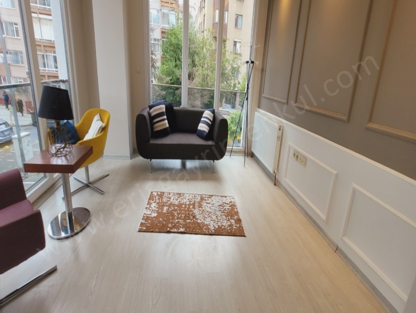 ERİŞ EMLAKTAN KOZYATAĞINDA MİNİBÜS YOLUNA YAKIN 2+1 YENİ BİNA