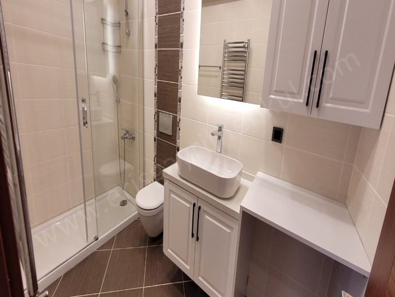 ÖZGÜRLÜK PARKININ HEMEN YANINDA SAHİLE YAKIN NET 90M2 2+1