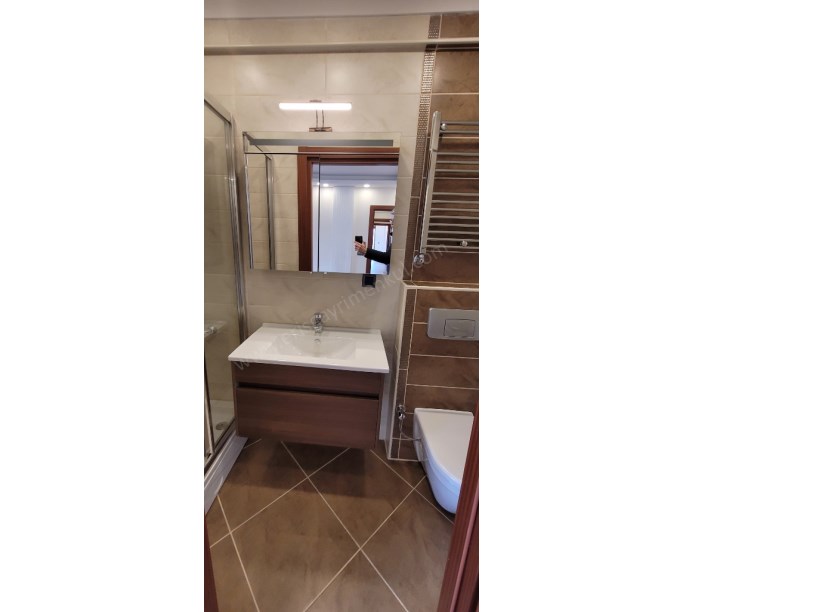 ÖZGÜRLÜK PARKININ HEMEN YANINDA SAHİLE YAKIN NET 90M2 2+1