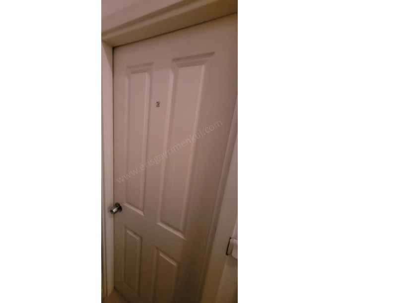 ÖZGÜRLÜK PARKININ HEMEN YANINDA SAHİLE YAKIN NET 90M2 2+1