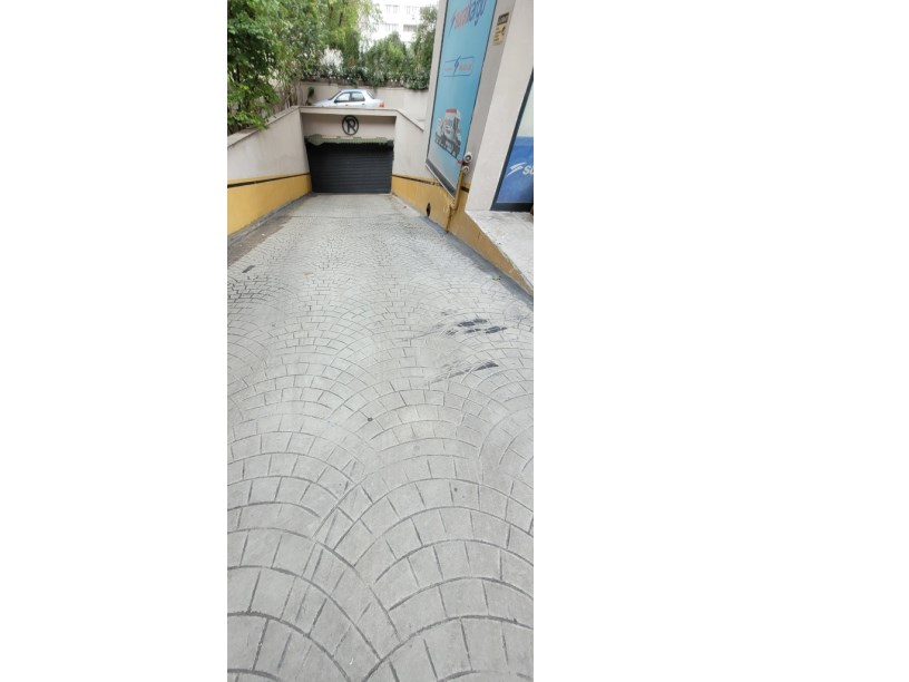 ERİŞ EMLAKTAN BOSTANCI ÇARŞIDA NET 110M2 3+1 YENİBİNADA BALKONLU