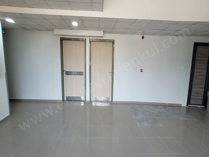 PENDİK FEVZİ ÇAKMAK MAH. PLAZADA NET 50M2 İŞ YERİNE UYĞUN