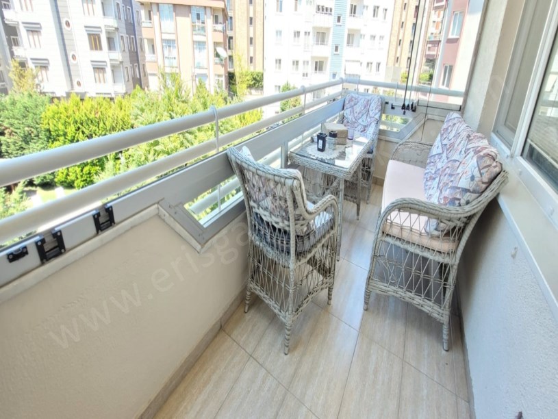 ÜMRANİYE DE NET 150M2 3+1 SİTE ÖZELLİKLİ