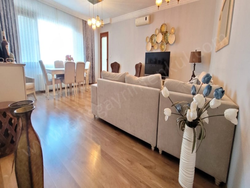 ÜMRANİYE DE NET 150M2 3+1 SİTE ÖZELLİKLİ