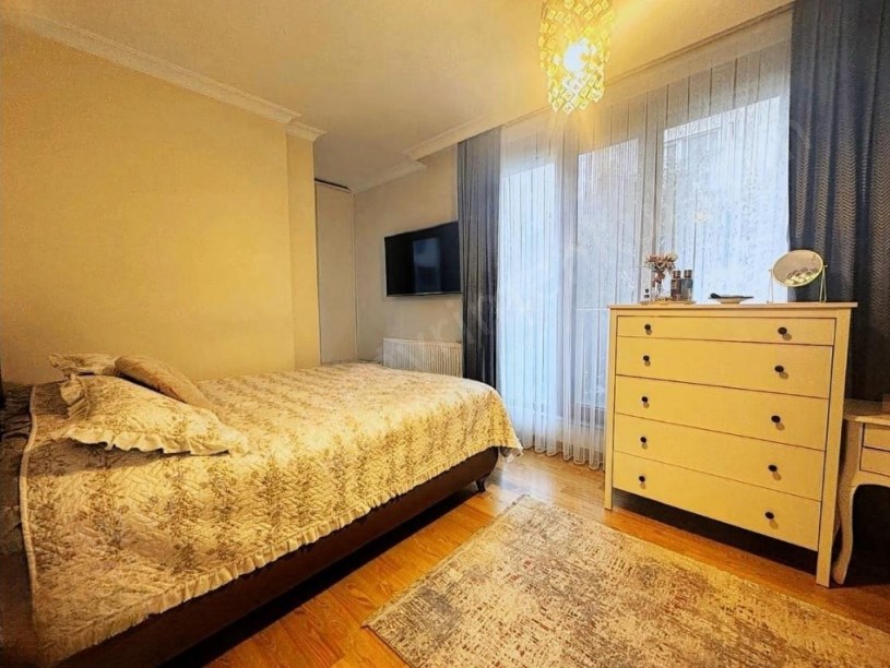 Boş... Kozyatağında 5.Yıllık Binada Boş Satılık 2+1 Balkonlu İskanlı