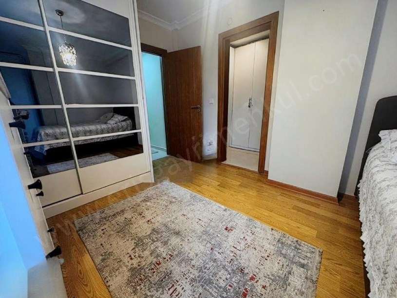 Boş... Kozyatağında 5.Yıllık Binada Boş Satılık 2+1 Balkonlu İskanlı