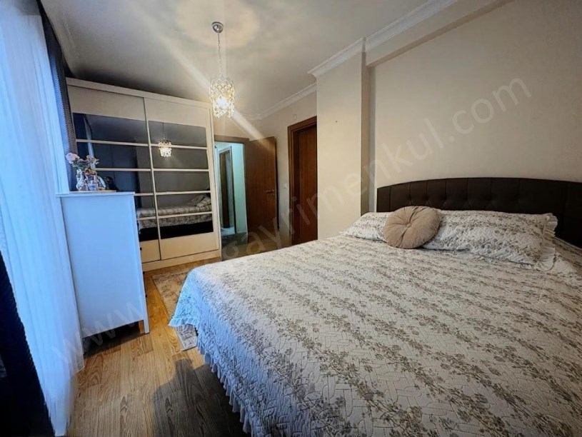 Boş... Kozyatağında 5.Yıllık Binada Boş Satılık 2+1 Balkonlu İskanlı