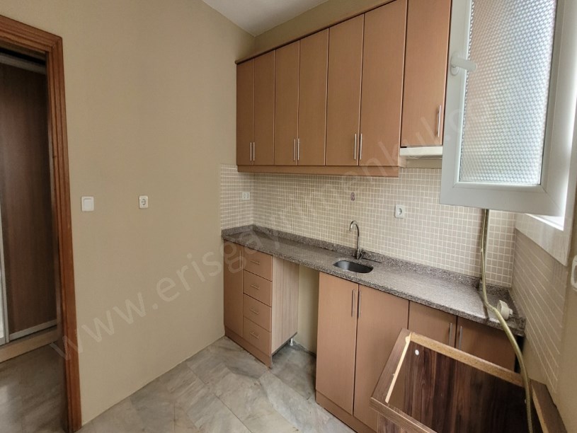 KİRALIK 19 MAYIS MAH. DE 130 M2 3+1 DAİRE KADIKÖY İSTANBUL
