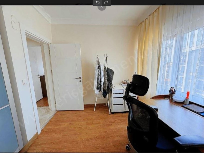 AYŞEKADIN MİNİBÜS CADDESİ NDE GÜNEY CEPHE ÖNÜ AÇIK 4+1 DUBLEKS SUADİYE İSTANBUL