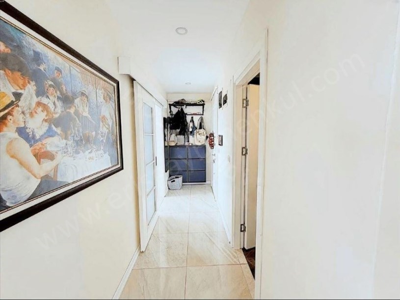 AYŞEKADIN MİNİBÜS CADDESİ NDE GÜNEY CEPHE ÖNÜ AÇIK 4+1 DUBLEKS SUADİYE İSTANBUL