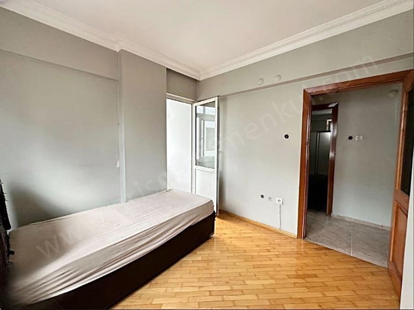 KOZYATAĞI METRO İSTASYONUNA YAKIN KOMBİLİ 120 M2 NET 3+1 DAİRE KADIKÖY İSTANBUL