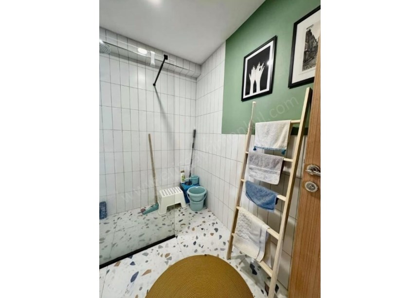 İSTANBUL KADIKÖY TÜCCARBAŞINDA ERENKÖY MARMARAYA YAKIN İAKANLI 3+1 SATILIK DAİRE