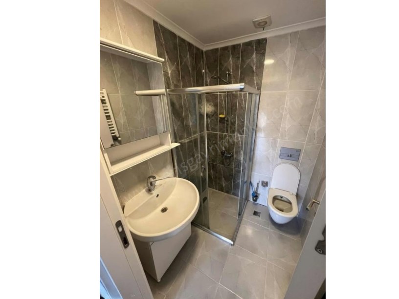 İSTANBUL KADIKÖY BOŞ... KOZYATAĞI KAZASKER 3+1 EBEVEYN BANYOLU