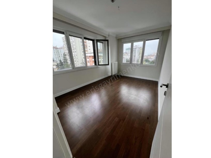 İSTANBUL KADIKÖY BOŞ... KOZYATAĞI KAZASKER 3+1 EBEVEYN BANYOLU