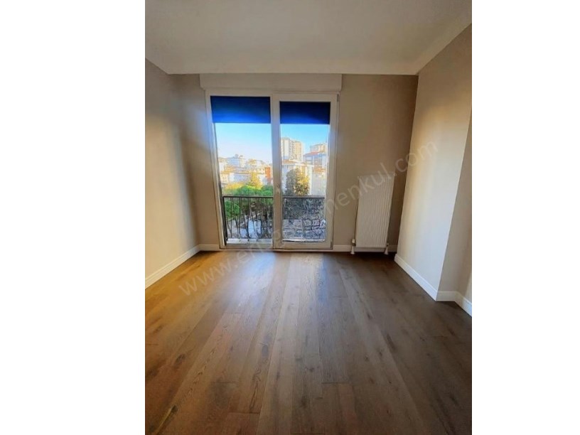 İSTANBUL KADIKÖY ERENKÖY  SIFIR 107 M2 NET SATILIK 3+1 DAİRE