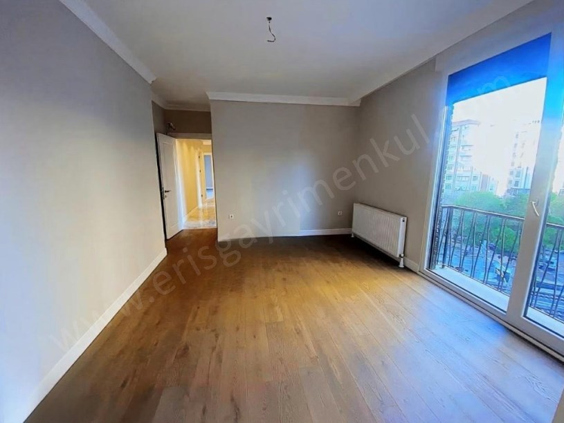 İSTANBUL KADIKÖY ERENKÖY  SIFIR 107 M2 NET SATILIK 3+1 DAİRE