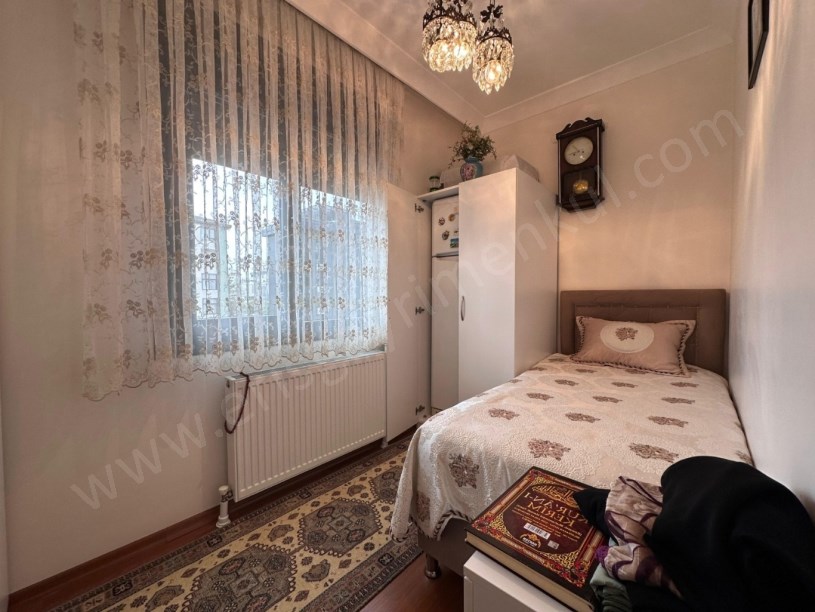 Kozyatağı Central Hast. Civarı Balkonlu Ebevyn Banyolu 3+1 Kadıköy İstanbul
