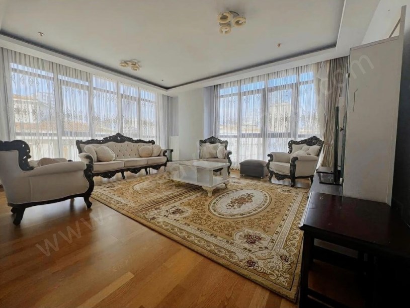 istanbul kadıköy 19 mayıs mah.  Merkezi Konumda İskanlı Ebeveyb Banyo Prestijli Binada 3+1 Satılık