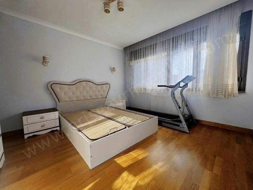 istanbul kadıköy 19 mayıs mah.  Merkezi Konumda İskanlı Ebeveyb Banyo Prestijli Binada 3+1 Satılık