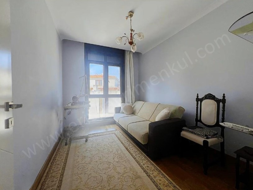 istanbul kadıköy 19 mayıs mah.  Merkezi Konumda İskanlı Ebeveyb Banyo Prestijli Binada 3+1 Satılık