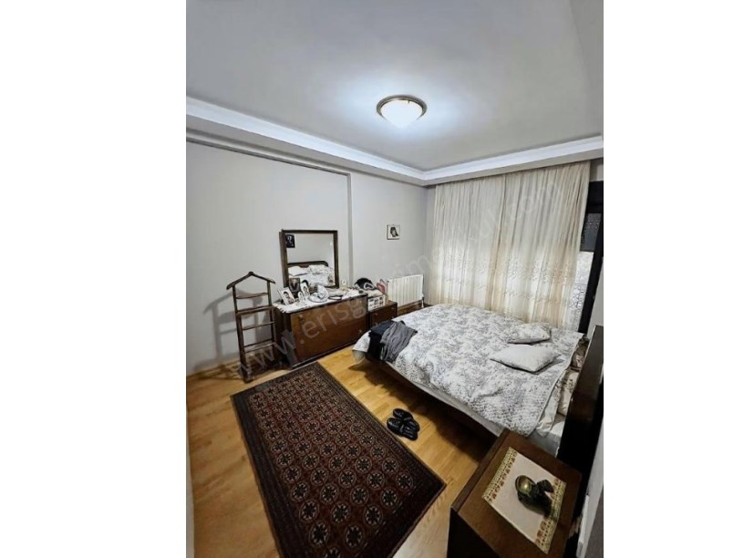 İSTANBUL KADIKÖY  ŞENESENEVLER KOZYATAĞINDA YENİ BİNADA İSKANLI NET 115 m² GENİŞ 3+1