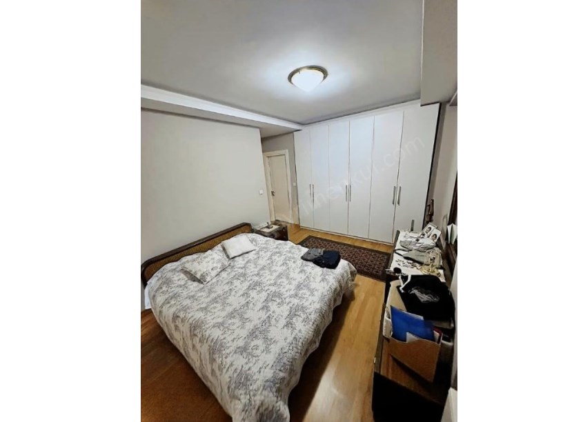 İSTANBUL KOZYATAĞI ŞENESENEVLER KOZYATAĞINDA YENİ BİNADA İSKANLI NET 115 m² GENİŞ 3+1