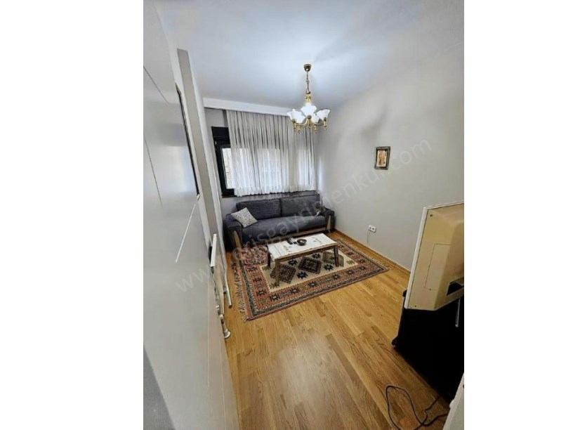 İSTANBUL KOZYATAĞI ŞENESENEVLER KOZYATAĞINDA YENİ BİNADA İSKANLI NET 115 m² GENİŞ 3+1