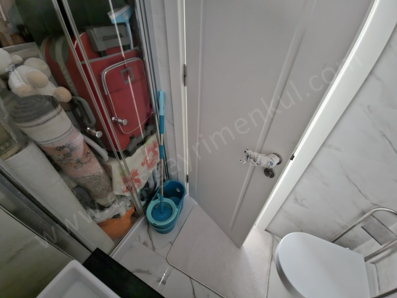 AYŞEKADIN DA İKİ KAT KAPALI OTOPARKLI VE YÜZME HAVUZLU 3+1 DAİRE KADIKÖY İSTANBUL