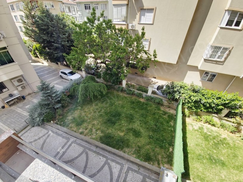 AYŞEKADIN DA İKİ KAT KAPALI OTOPARKLI VE YÜZME HAVUZLU 3+1 DAİRE KADIKÖY İSTANBUL