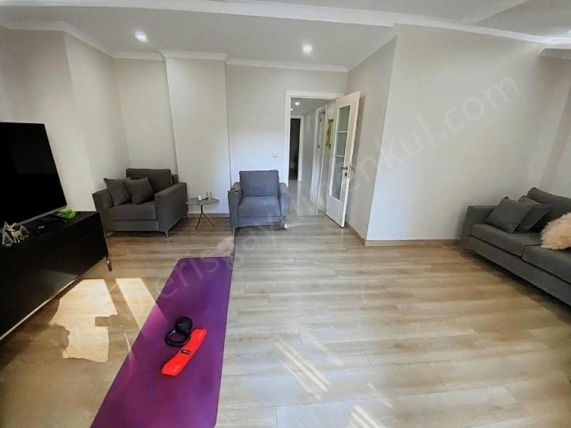 İSTANBUL KADIKÖY SUADİYE 4+2 TERASLI EBEVEYN BANYOLU KAT MÜLKİYET TAPULU DUBLEX DAİRE