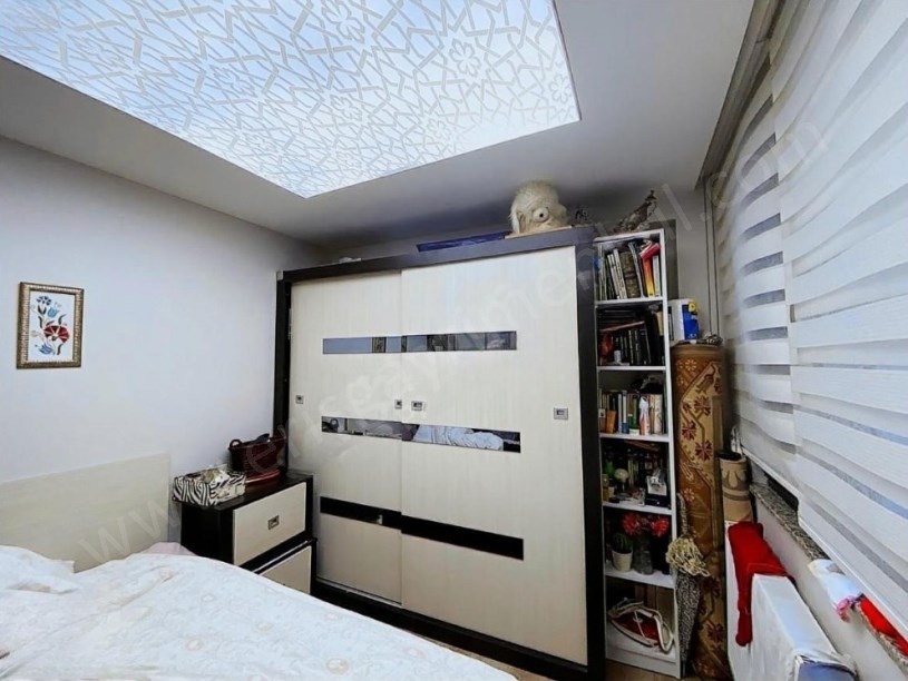 İSTANBUL KADIKÖY SUADİYE 4+2 TERASLI EBEVEYN BANYOLU KAT MÜLKİYET TAPULU DUBLEX DAİRE