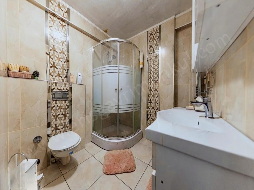 İSTANBUL KADIKÖY KOZYATAĞI YATIRIM İÇİN UYGUN 145 m2 3+1 BALKONLU İSKANLI SATILIK